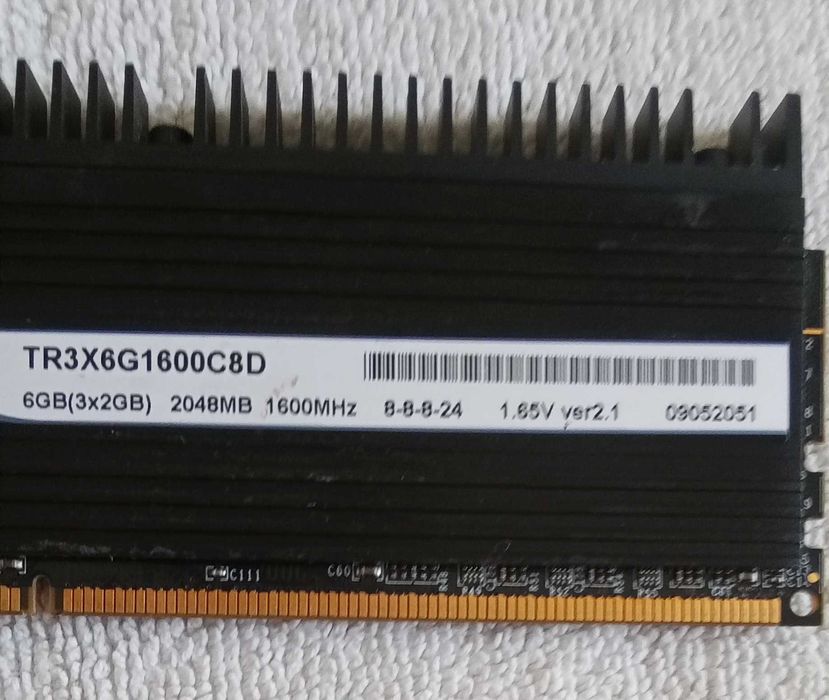 [Reservado] 8GB Corsair Dominator DDR3 (4x 2GB)