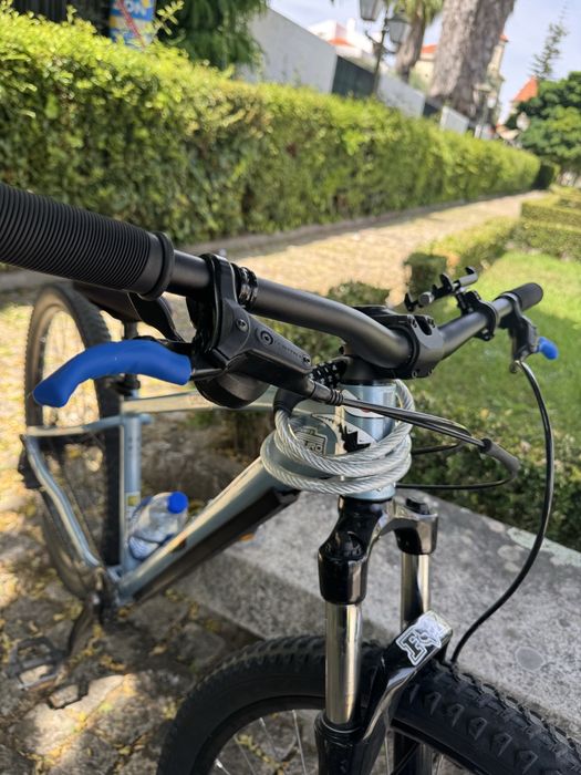 Bicicleta Downhill aro 29
