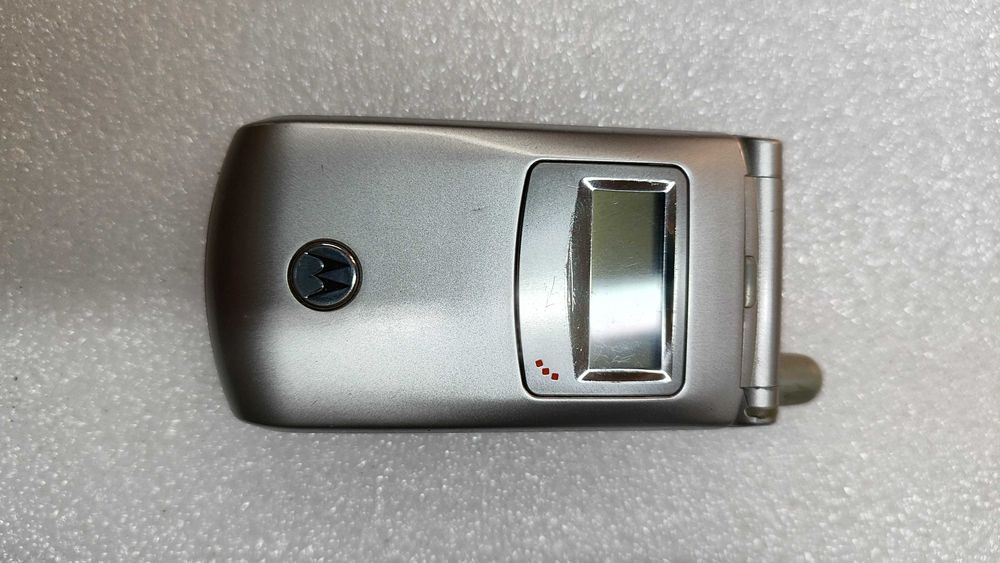 Telefon motorola T720