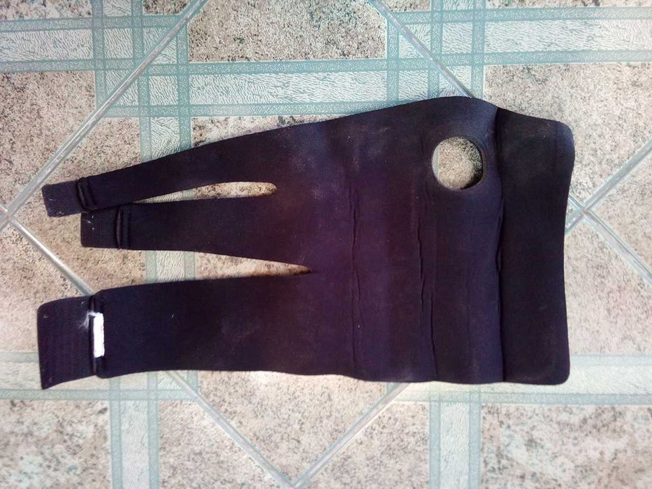 Suporte de terapia do joelho EZY WRAP, como NOVO!