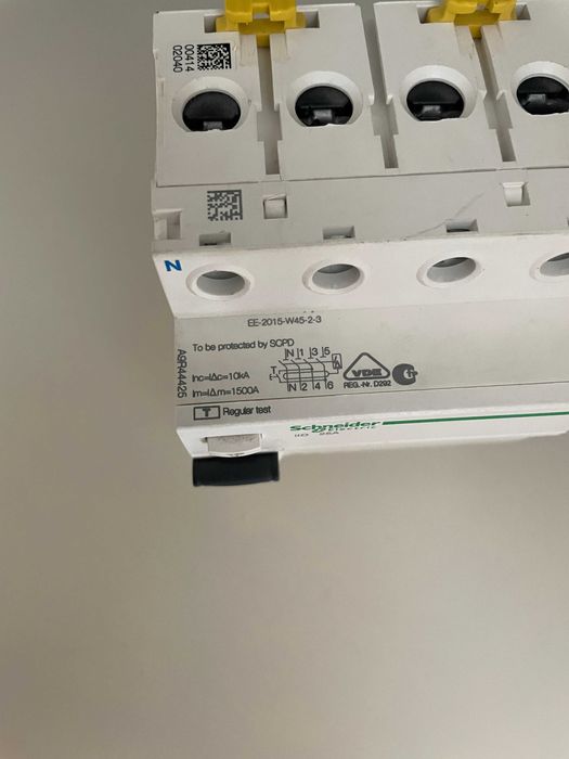 Schneider Electric - Acti9 - Interruptor diferencial - 25A - 300mA