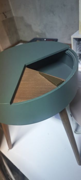 Vendo mesa de centro com gaveta