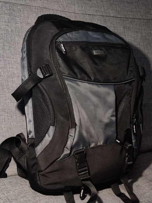 Рюкзак для ноутбука 18 дюймів Targus Atmosphere TCB001EU, дощовик