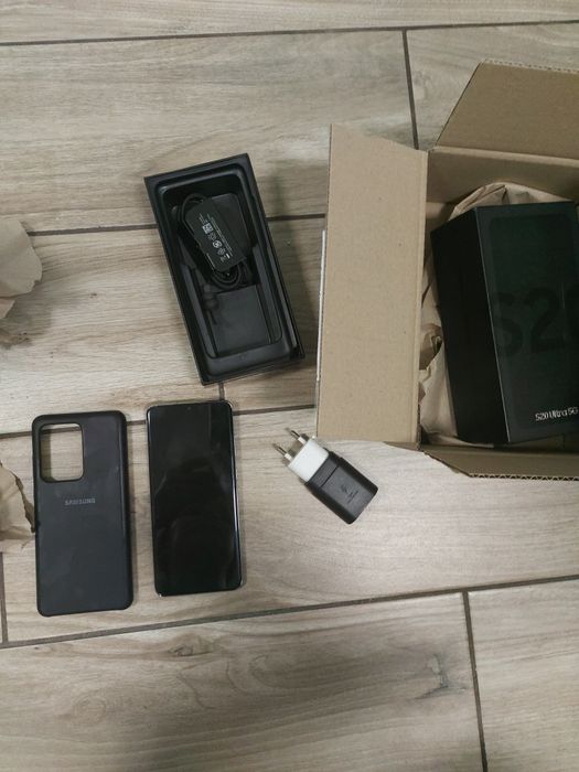 Продам Samsung Galaxy S20 Ultra