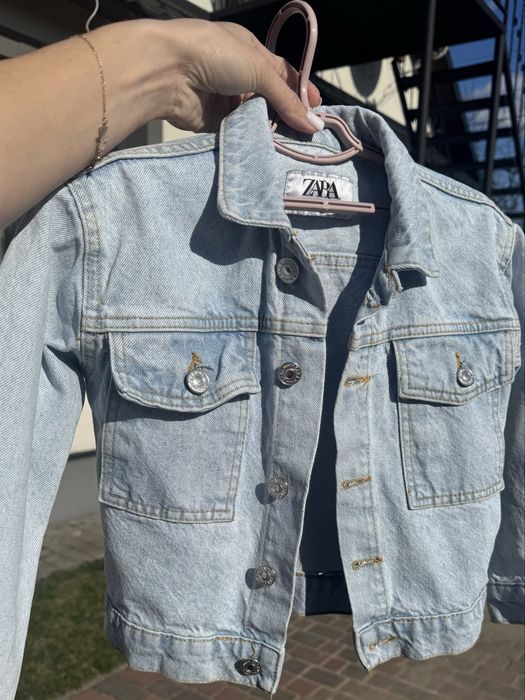 Джинсова куртка Zara розмір 116