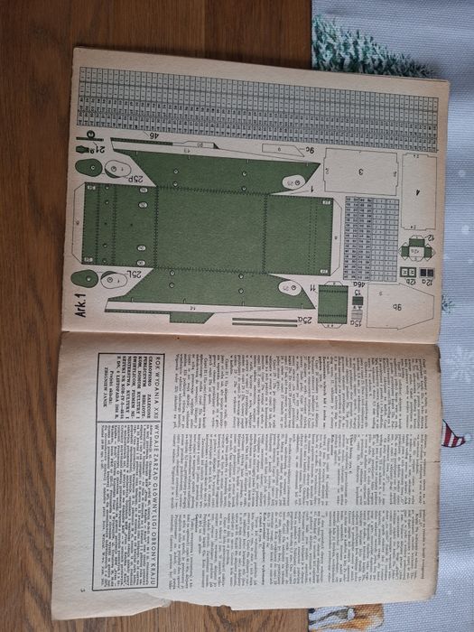 Mały Modelarz 9 1981 Czołg Pływający