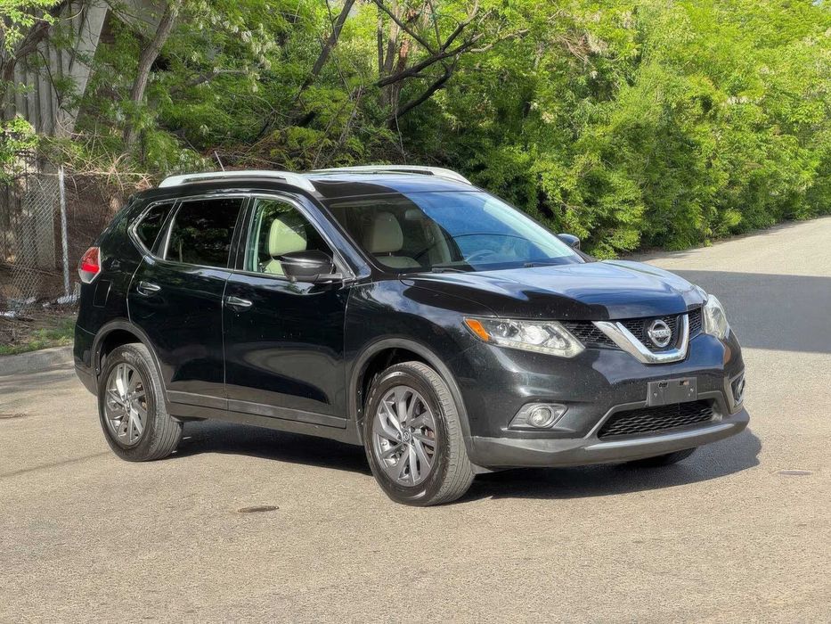 NISSAN ROGUE      2017