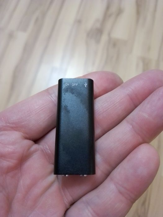 Самый маленький диктофон с активацией голосом Savetek 200, 8 Гб памят