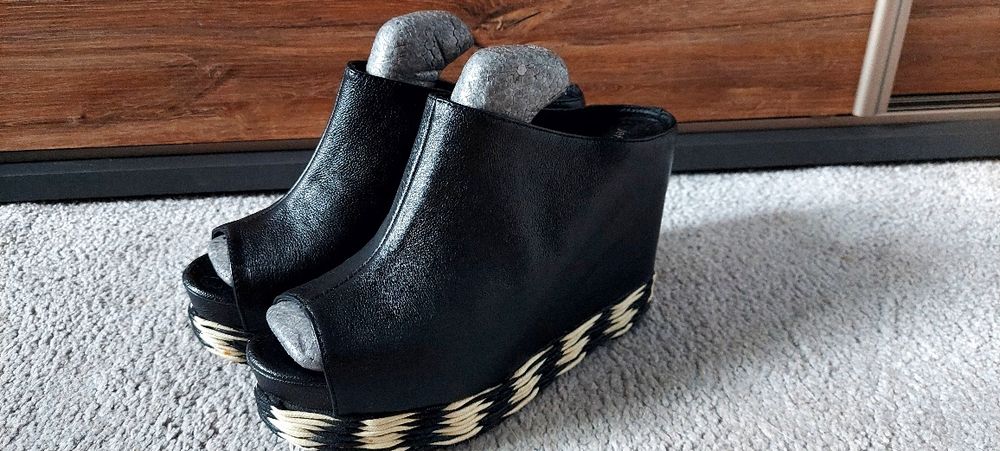 Wysokie koturny jeffrey campbell, klapki, buty, rozm.39