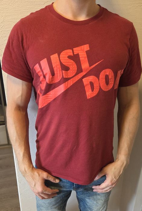 Tshirt Nike Just Do It rozmiar S stan dobry czerwony
