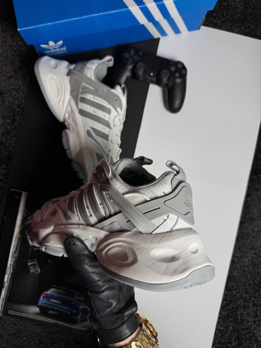 Чоловічі кросівки адідас Adidas XLG Runner Deluxe GTX White Grey [41-45]