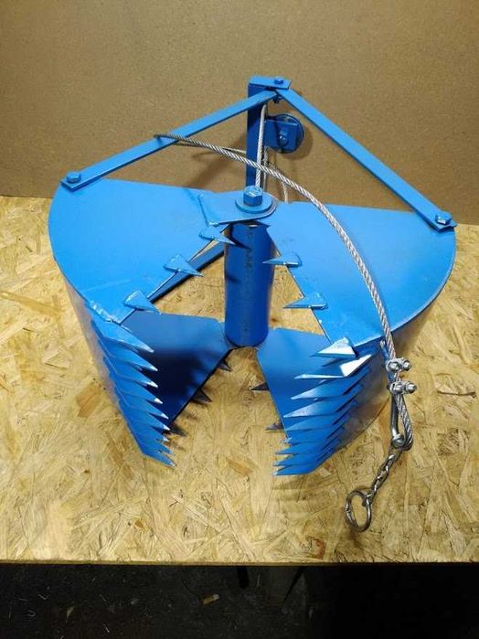 Грейфер для чистки криниць.