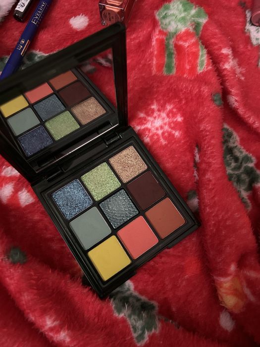 Huda Beauty Wild Python Obsessions paleta do makijażu oczu