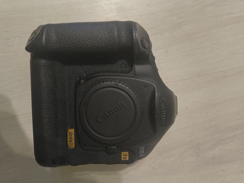 canon 1ds mark iii - купити фототехніку, відеотехніку - Ціна на OLX.ua