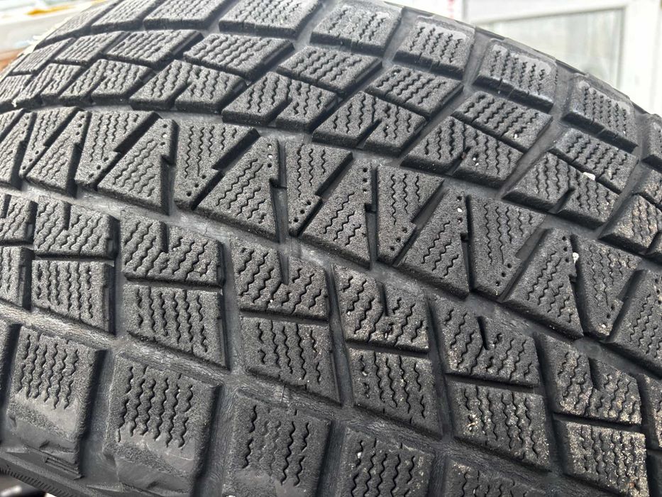 275-45-R20 BRIDGESTONE BLIZZAK зимняя резина 4штуки GERMANY 2023