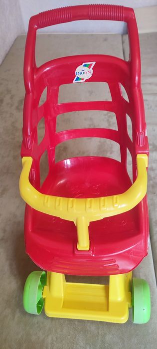 Коляска, візок для кукол