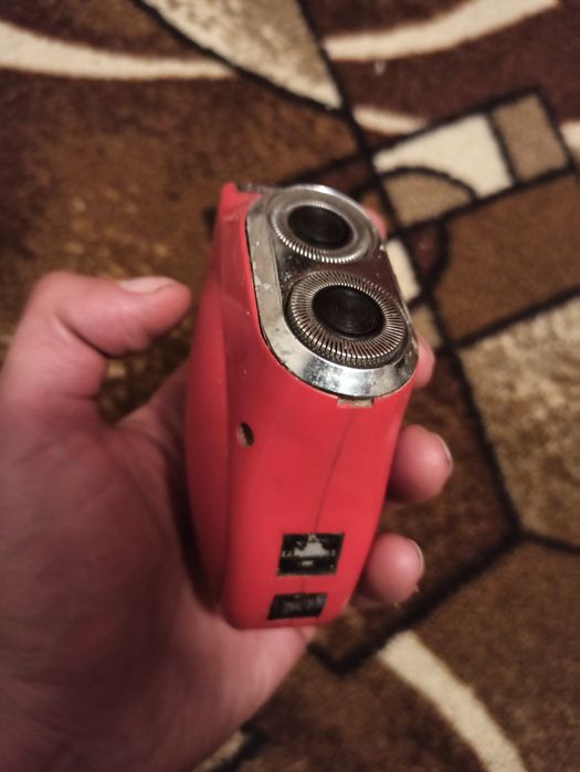 Две бритвы Ссср, б.у. одним лотом