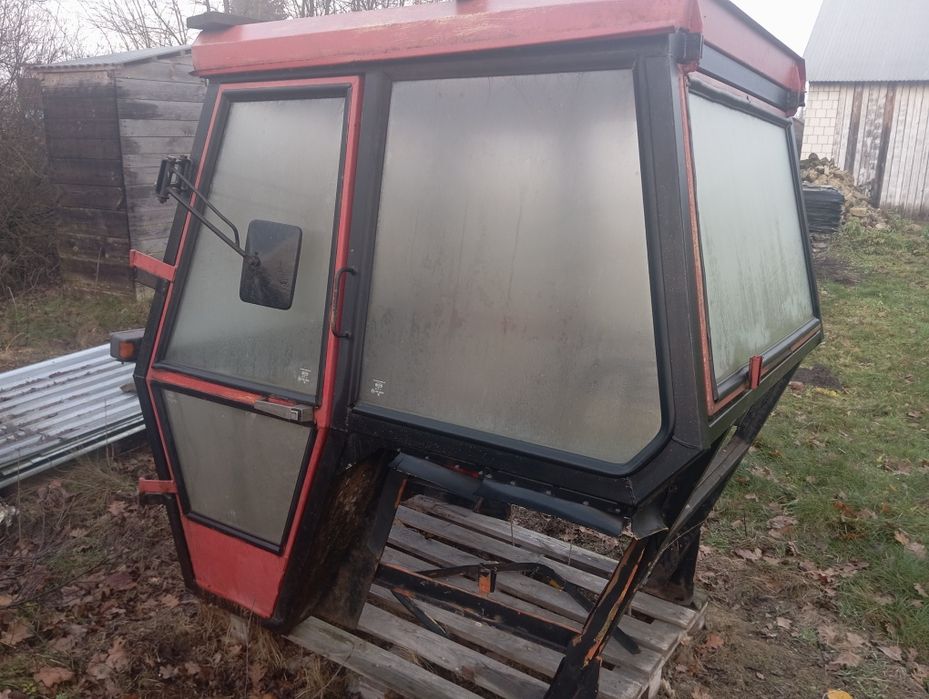 Kabina koja ursus c360 c360--3p