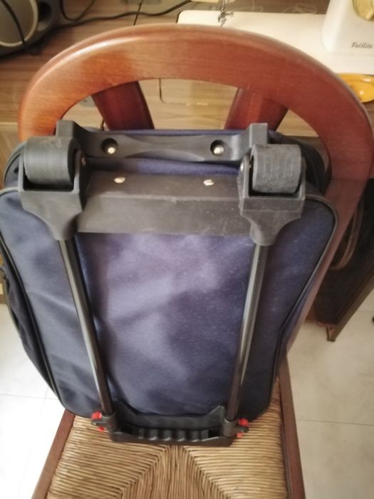 Mala de viagem 'Trolley' com rodas, nova!