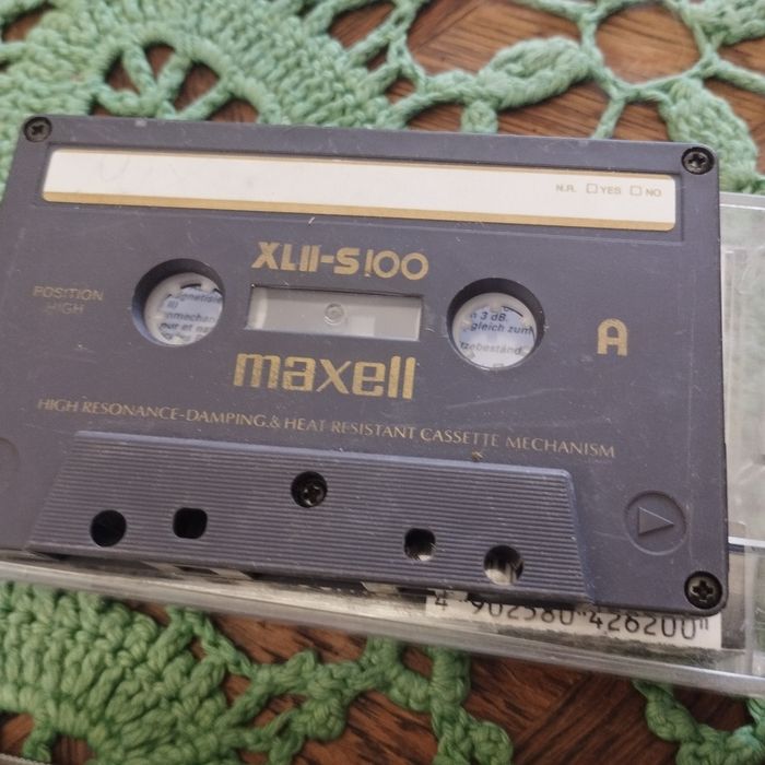 Kasety magnetofonowe, chrom, type II, BASF, Maxell, 4 sztuki komplet