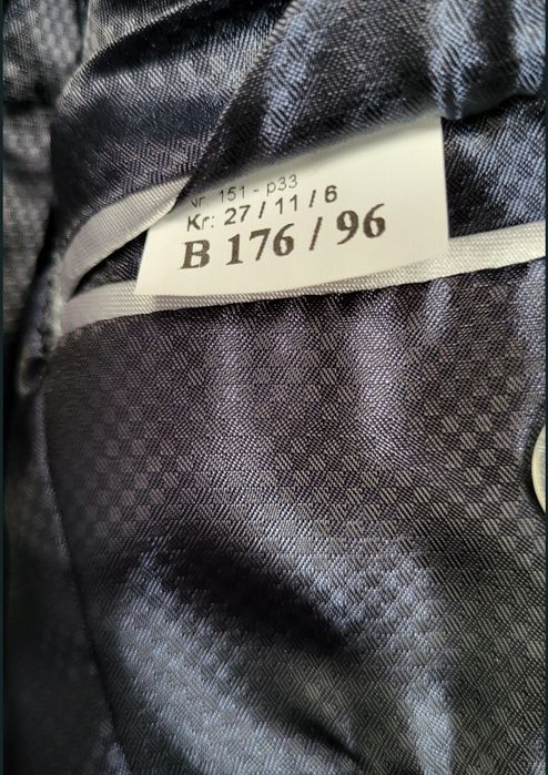 Granatowy garnitur męski DIAK