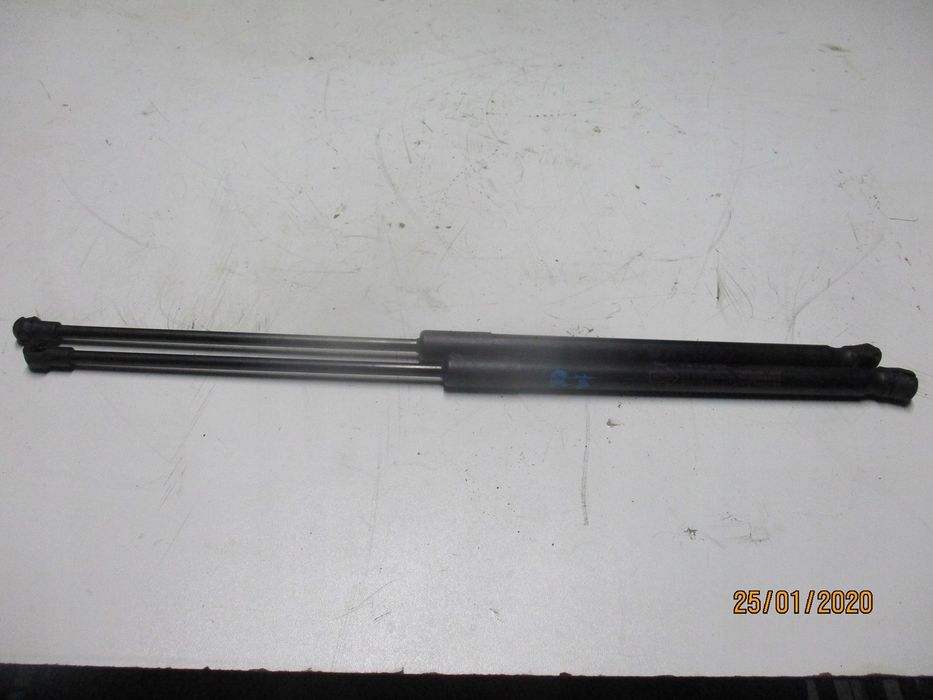 Siłownik teleskop maski LEXUS RX450 53440-0W200