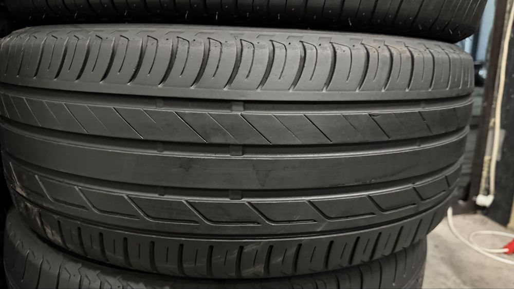 літні шини б,у 215/50 R18 - BRIDGESTONE - Turanza T001 склад шин