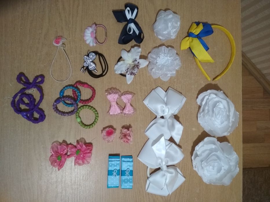 Заколки, резинки, обруч