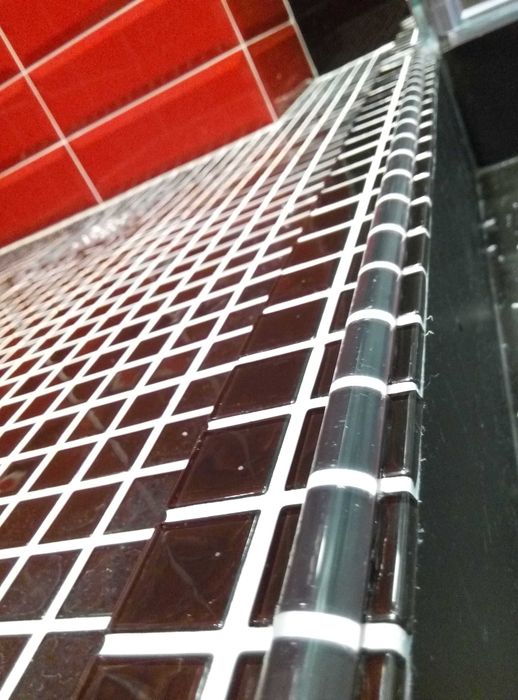 Поріжок—бортік для душових кабін — прозорий або чорний, 10х10 та 5х10