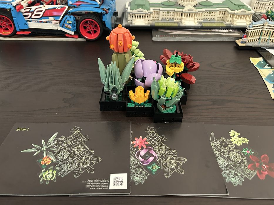 Lego Botanical Collection 10309 - Succulents