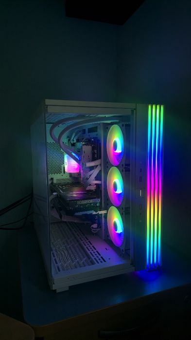Komputer Gamingowy | RTX 4070 Ti | DDR5 32GB | 5TB! | I7 13700KF |
