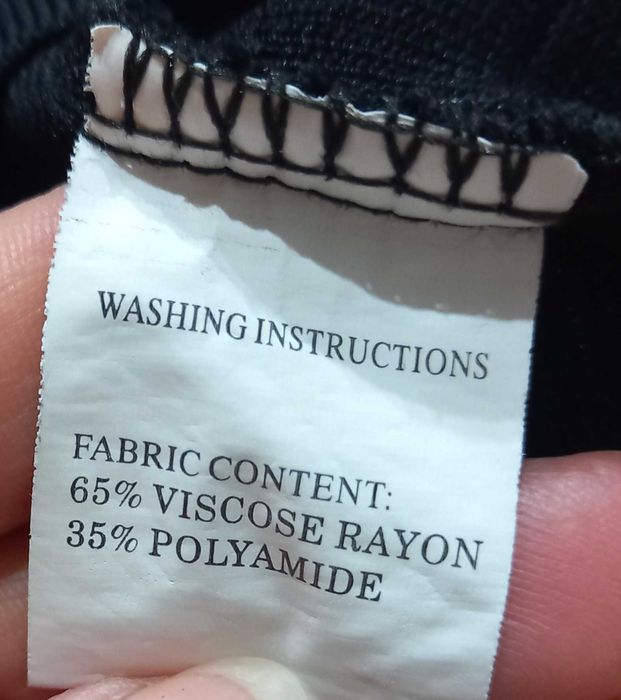 Wizytowa bluzka z jednym rękawem