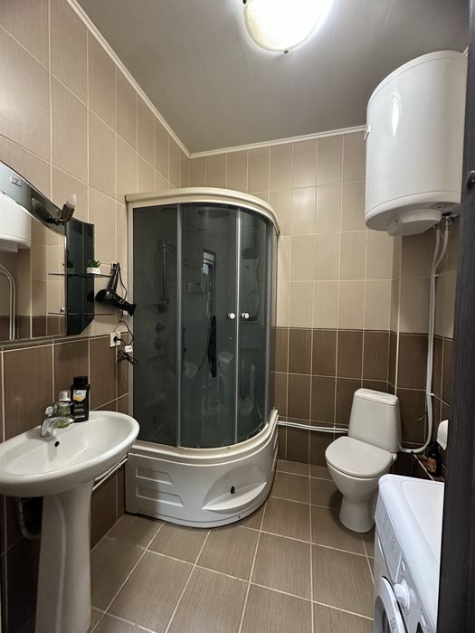 Подобово квартира, Центр, Площа Конституції, Історичний музей