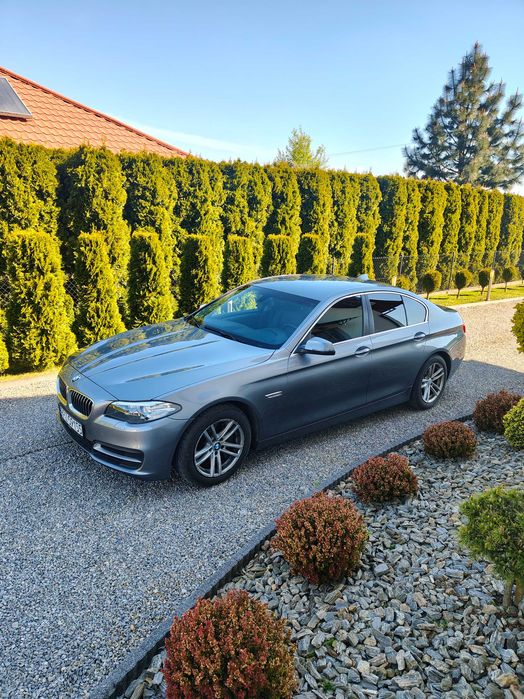BMW 5  F10   525d