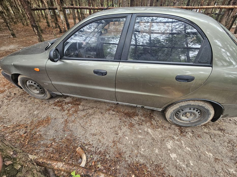 Продам Део Ланос 1.5