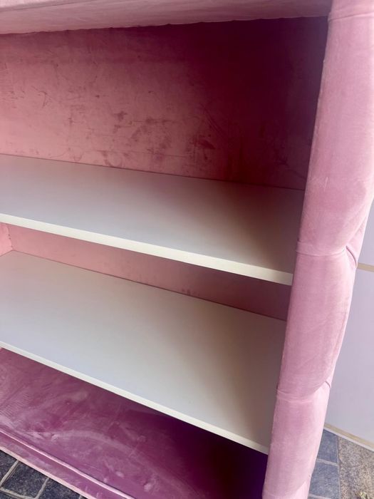 Balcão em capitoné cor de rosa