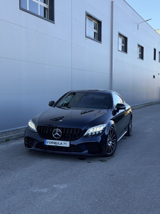 Mercedes-Benz Coupe C220D - Kit C63 - Caixa automatica - Imaculado
