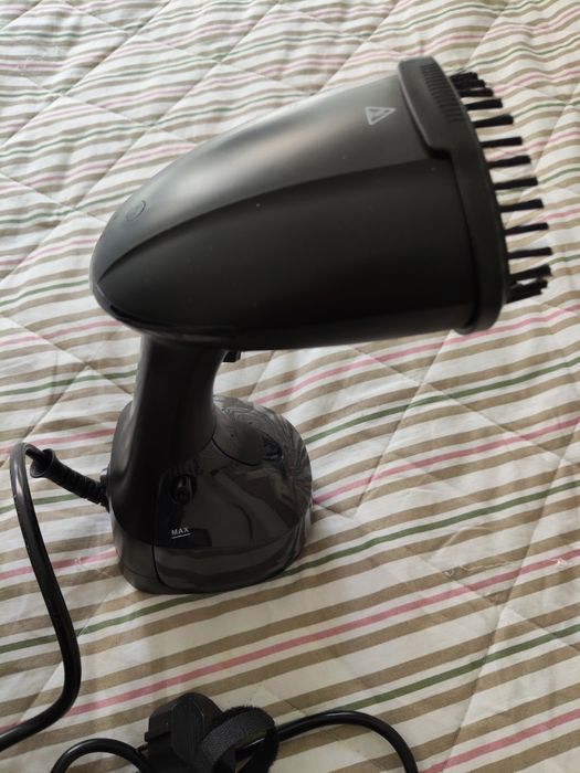 Máquina a vapor para a roupa