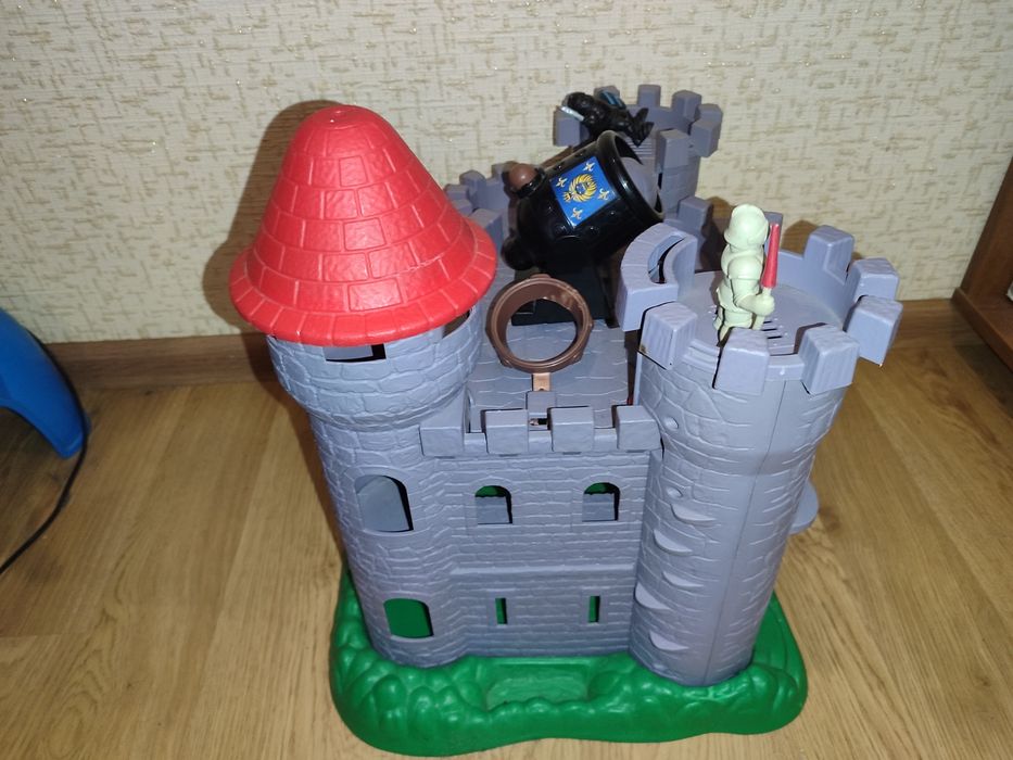 Дитяча іграшка Замок з лицарами