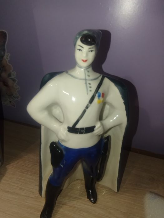 статуэтка Ординарец