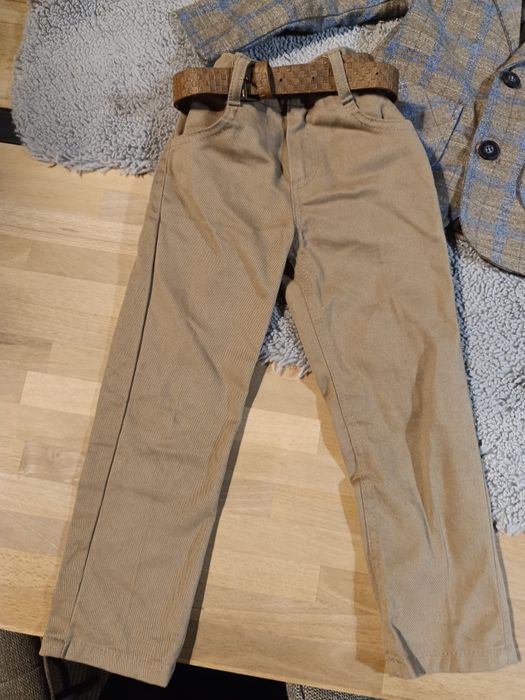 Chłopięce komplet garniturek marynarka i spodnie 104