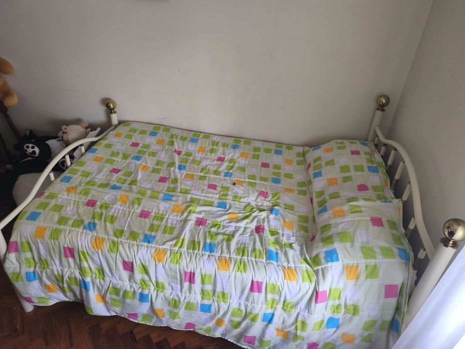 Vendo Cama de Ferro + Colchão