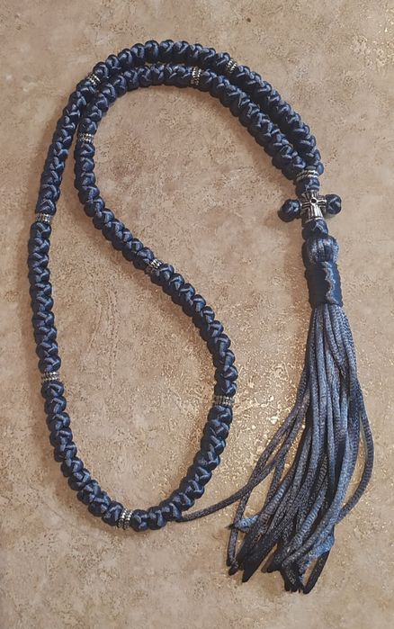 Четки плетёные, вервица , брояница , комбоскини.