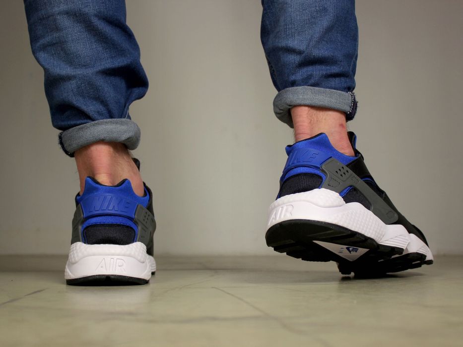 Sneakersy NIKE Huarache