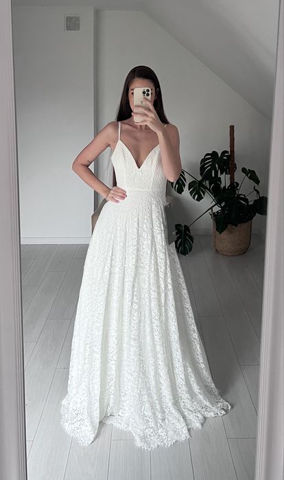 Koronkowa litera  a suknia slubna asos nowa