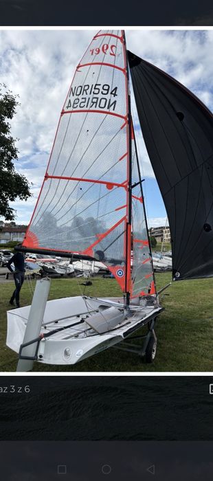 Lodz regatową, żaglówka 29er