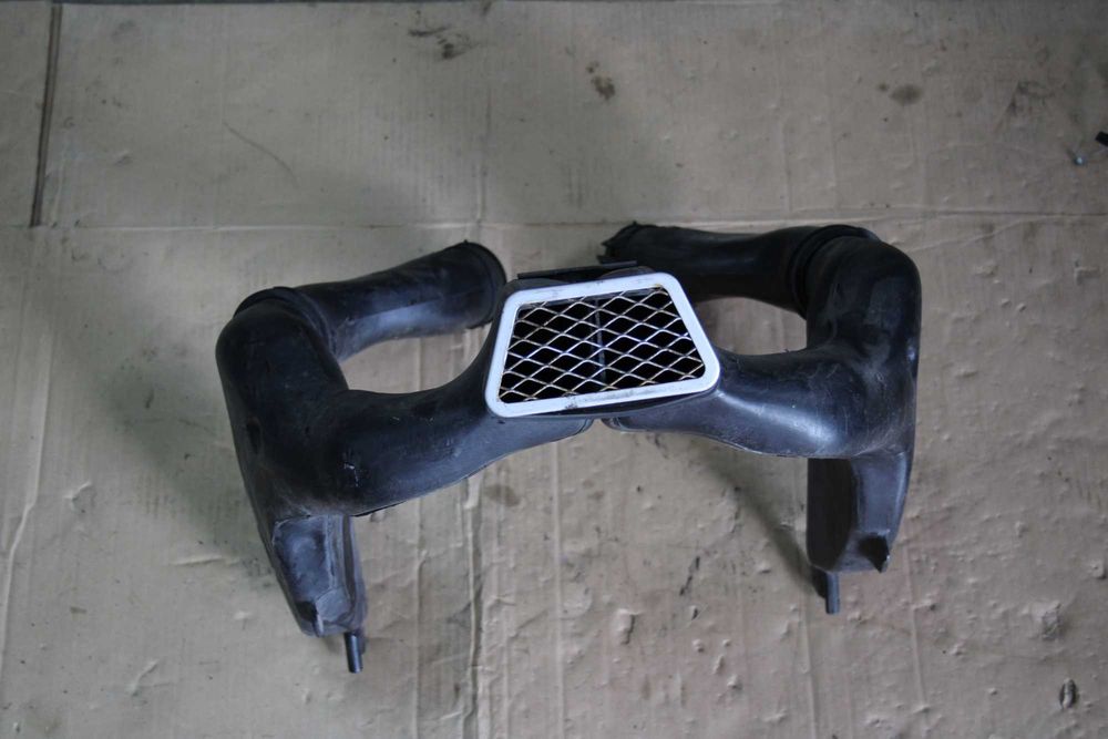 Wloty Powietrza Rury Wlot Kratka Yamaha R6 RJ03 99-02