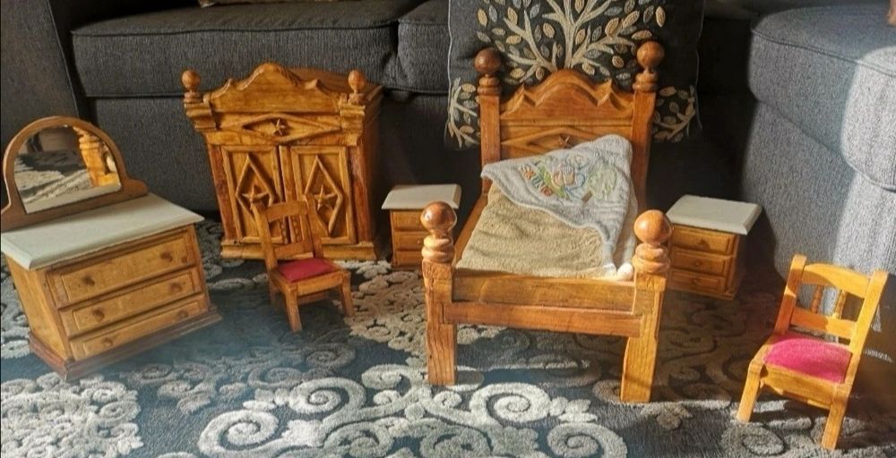 MINIATURA - mobília de quarto em madeira