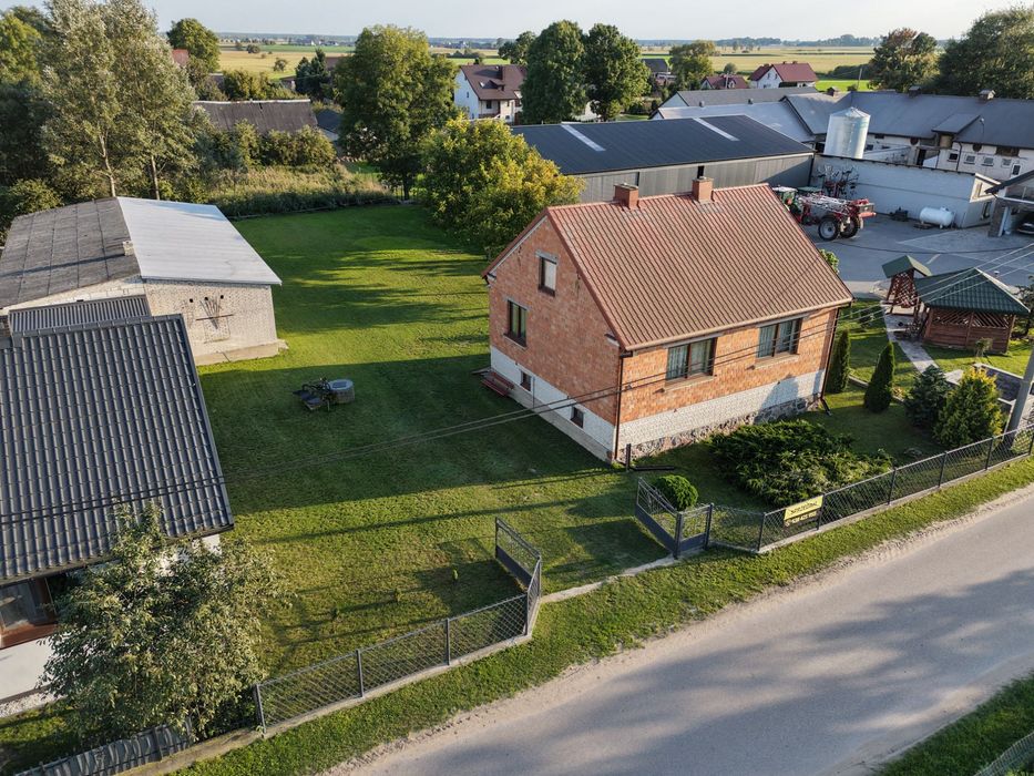 Siedlisko 1500 m² | Dom 100 m² + budynki gospodarcze | 15 min od Ostrołęki | 115 km do Warszawy
