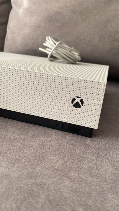 Xbox One 500 GB + 4 Jogos